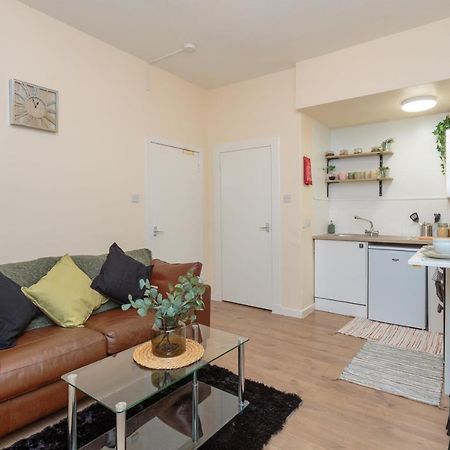 Cozy 1B Groundfloor - 8 Minute From City Centre Edinburgh Kültér fotó