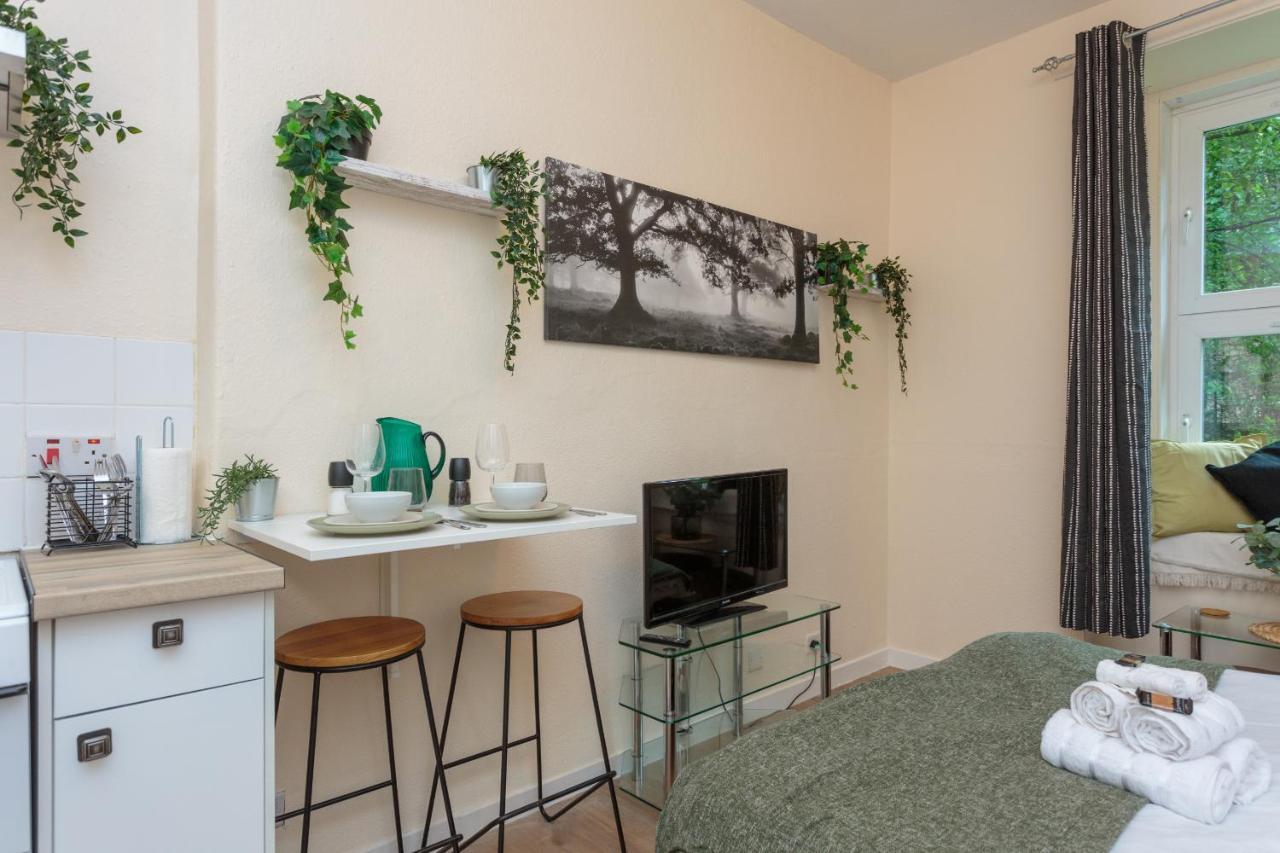 Cozy 1B Groundfloor - 8 Minute From City Centre Edinburgh Kültér fotó