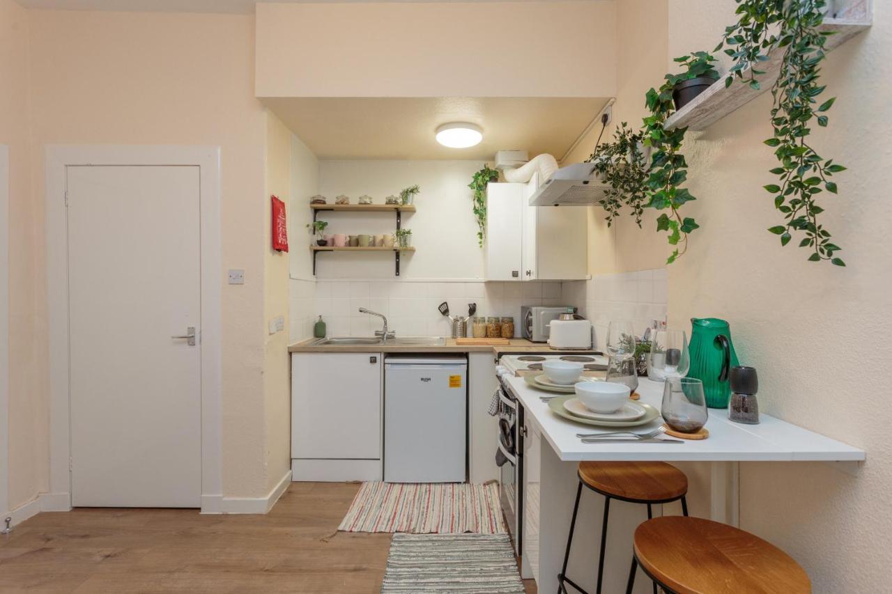 Cozy 1B Groundfloor - 8 Minute From City Centre Edinburgh Kültér fotó