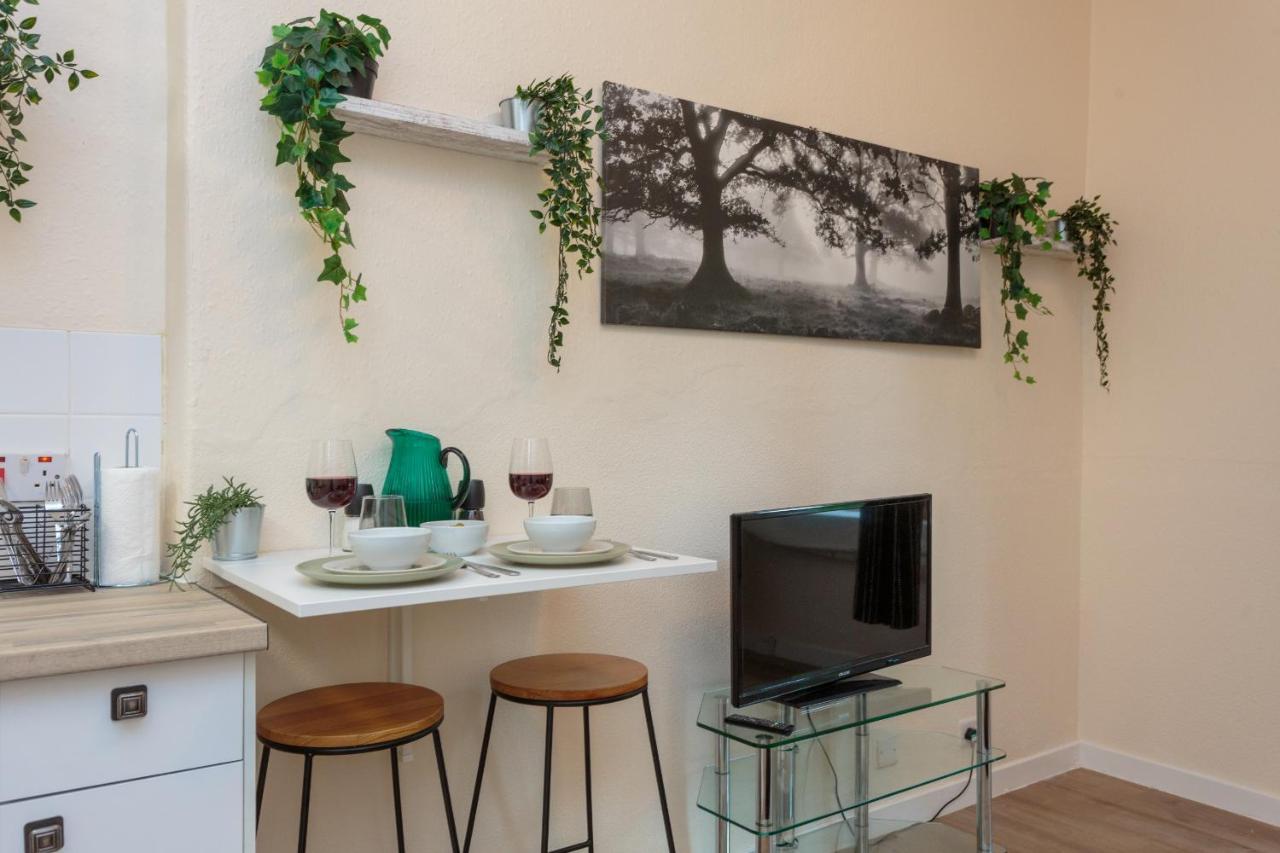 Cozy 1B Groundfloor - 8 Minute From City Centre Edinburgh Kültér fotó